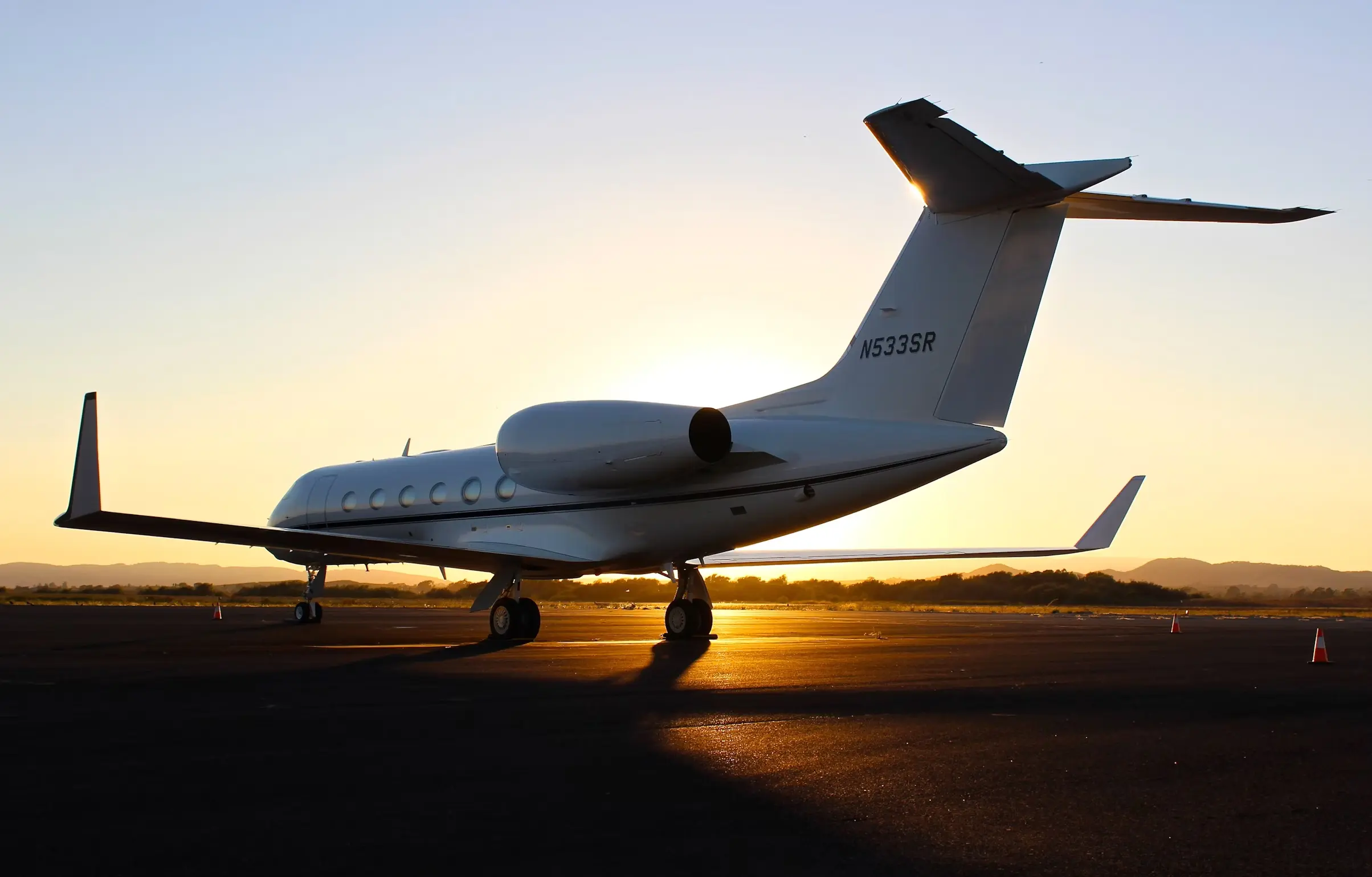 Main airplane